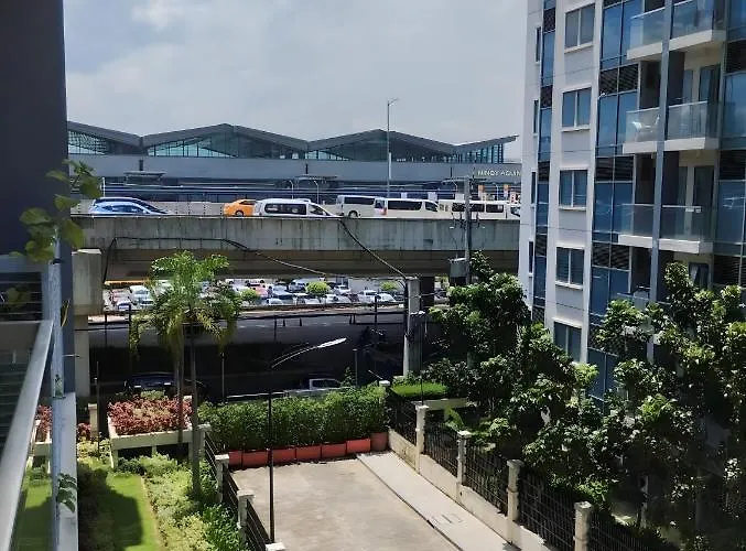 Palm Tree Villas * Manila